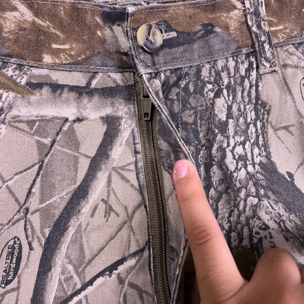 Realtree Pro Series Hardwoods Camo High Rise Cargo Pants Boys Size 5 Camouflage